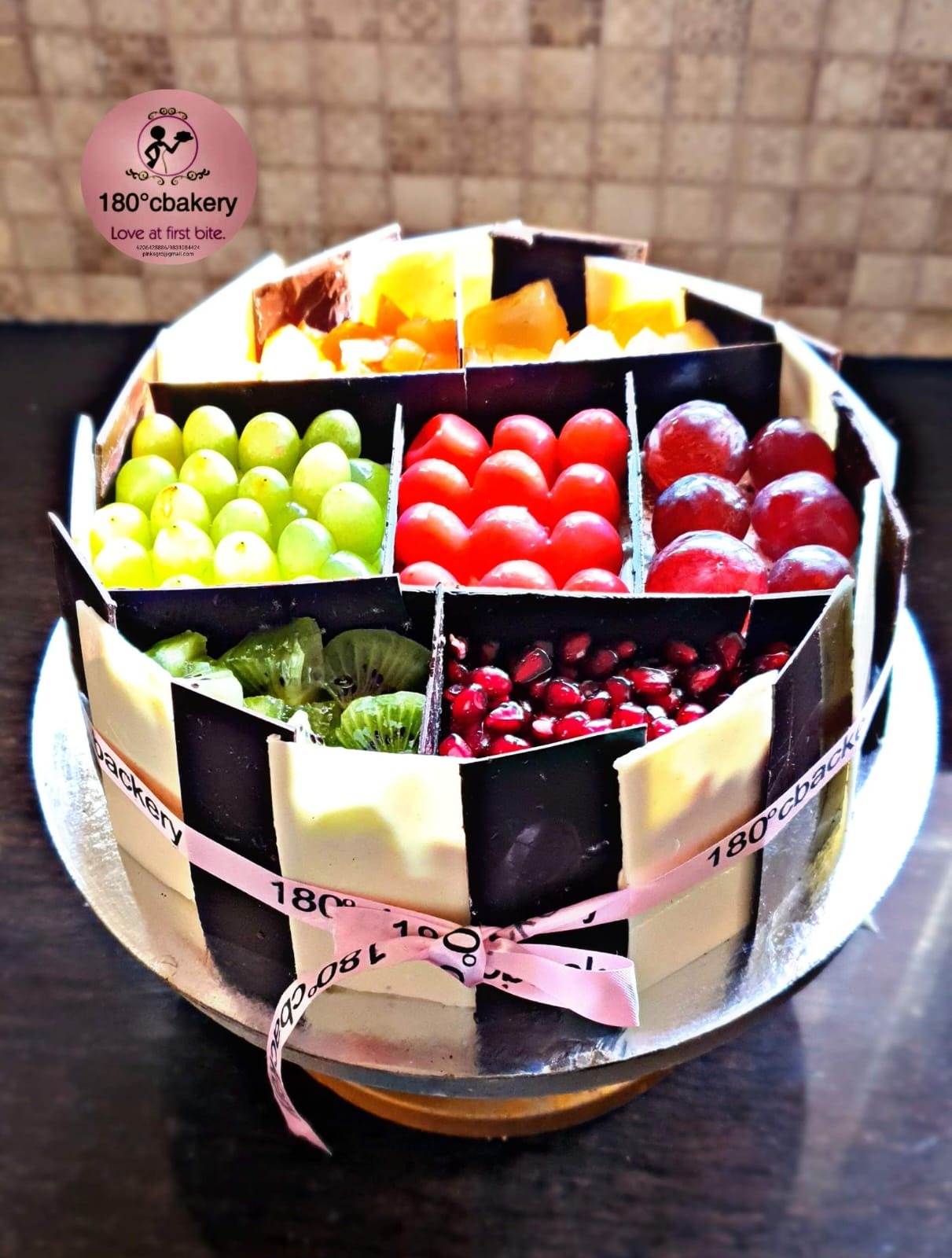 Fruit gateau cake